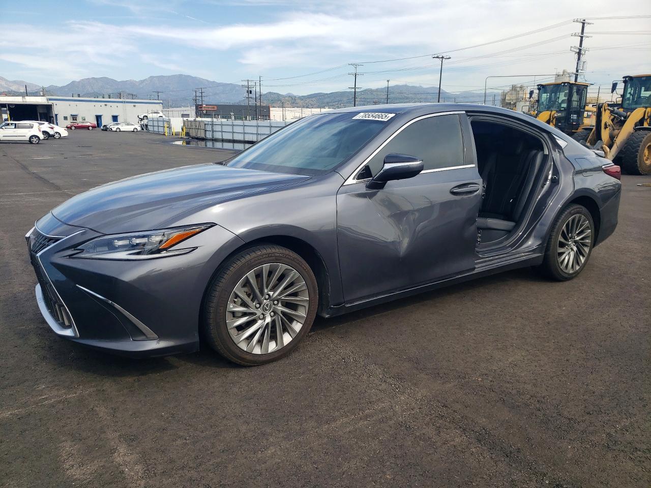 2024 LEXUS ES