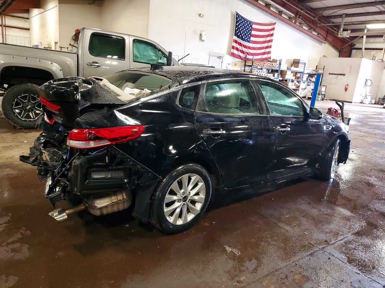 2018 KIA OPTIMA LX photo 3