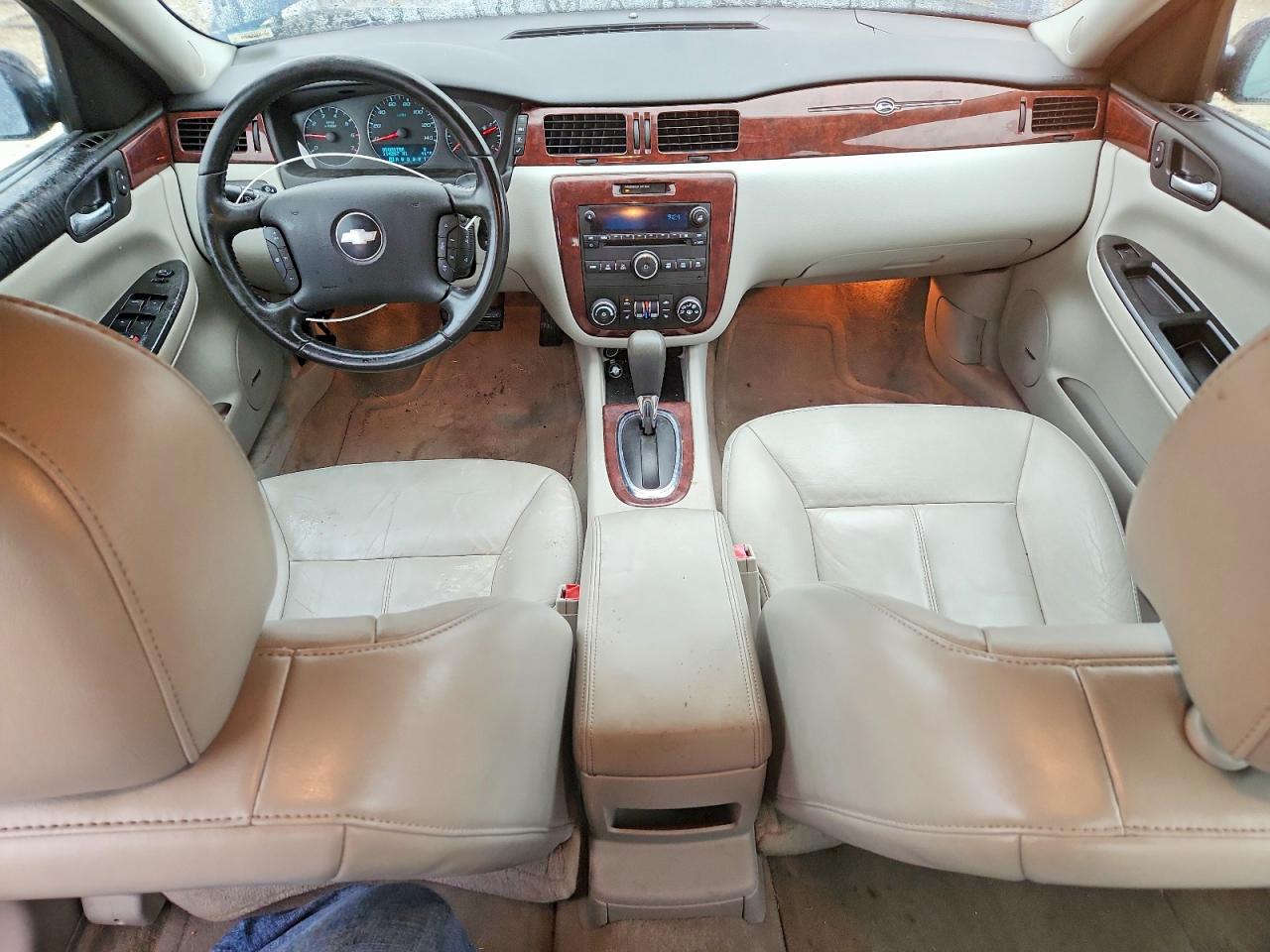 2010 CHEVROLET IMPALA LT photo 15
