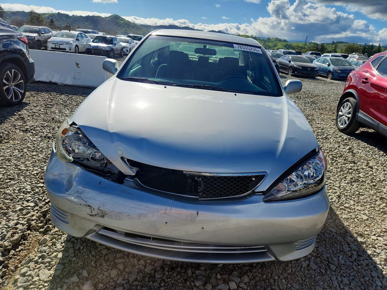 2005 TOYOTA CAMRY LE photo 5