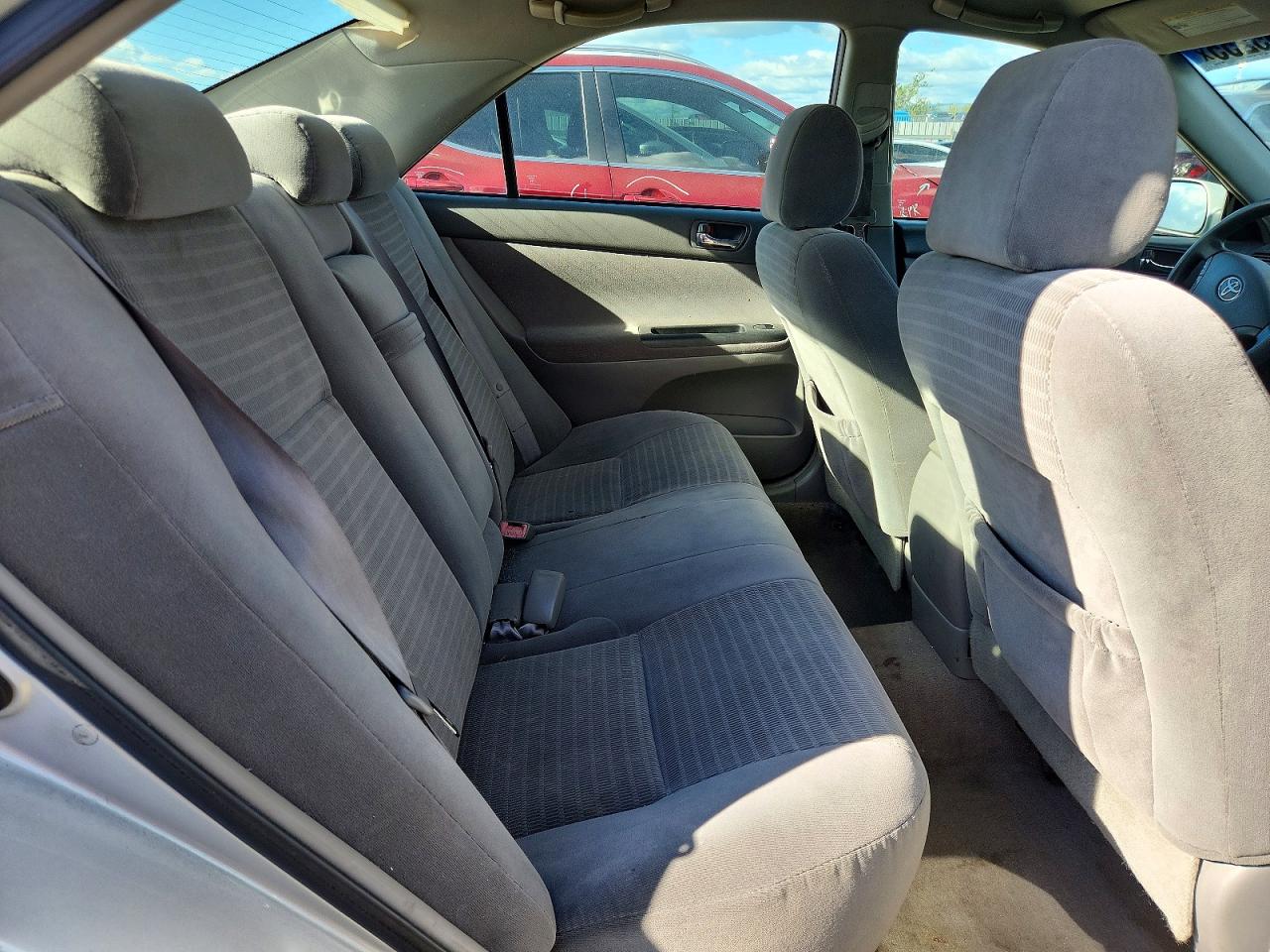 2005 TOYOTA CAMRY LE photo 10
