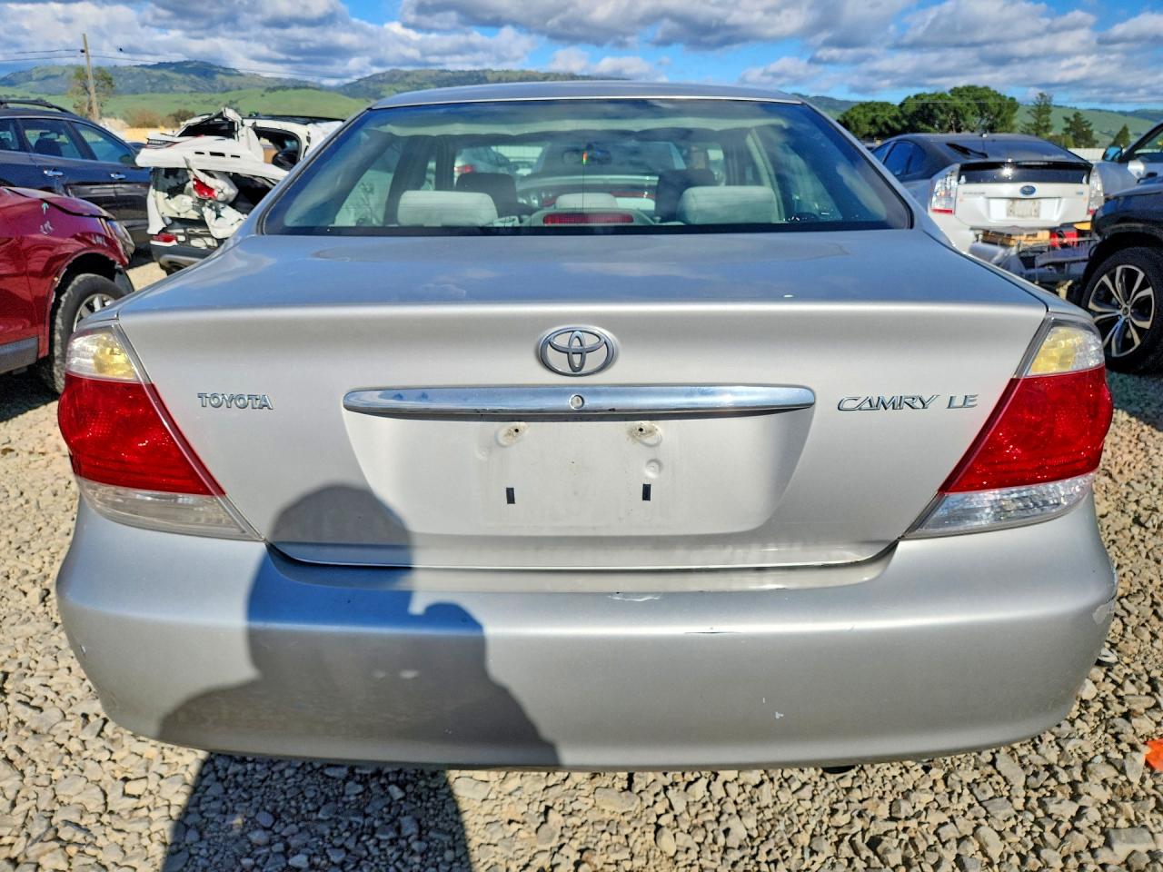 2005 TOYOTA CAMRY LE photo 6