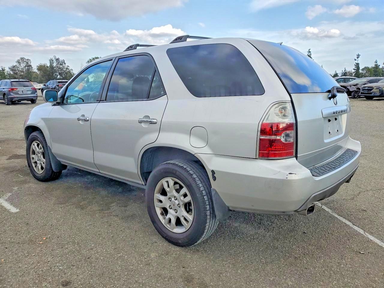2005 ACURA MDX TOURING photo 4