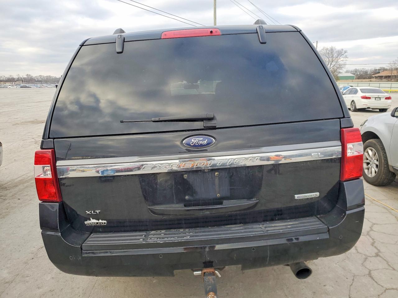 2017 FORD EXPEDITION EL XLT photo 16