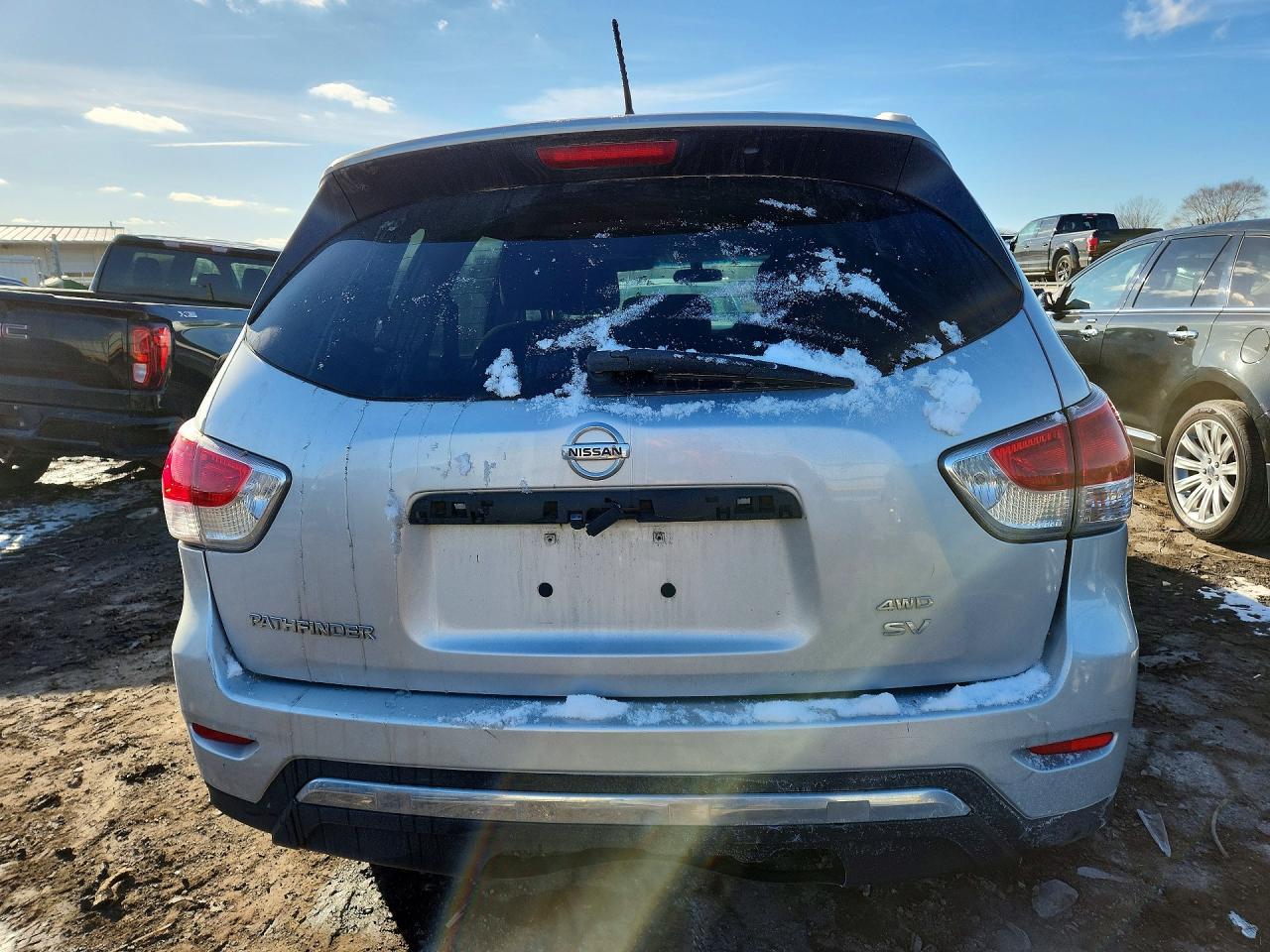 2013 NISSAN PATHFINDER S photo 6