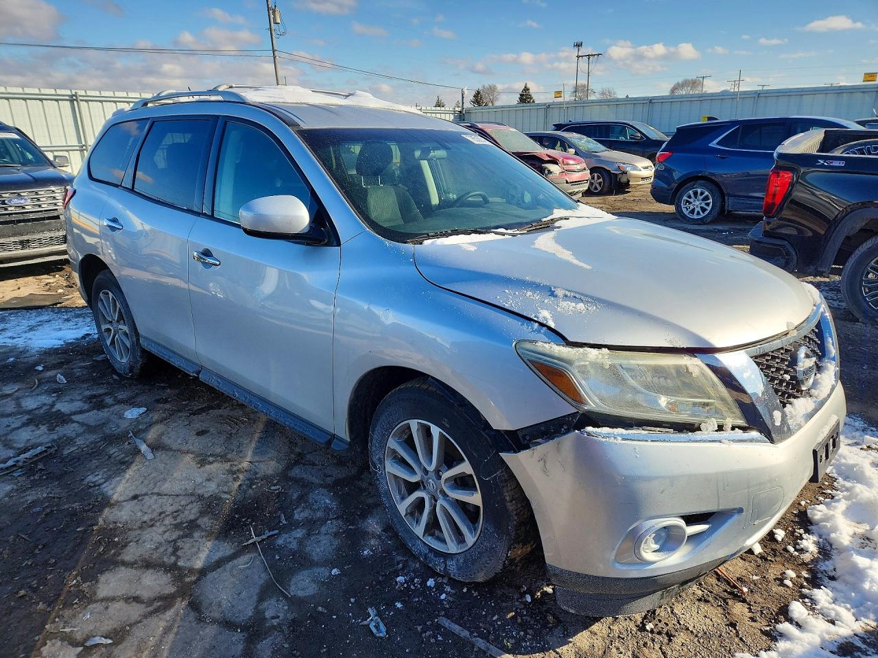 2013 NISSAN PATHFINDER S photo 4