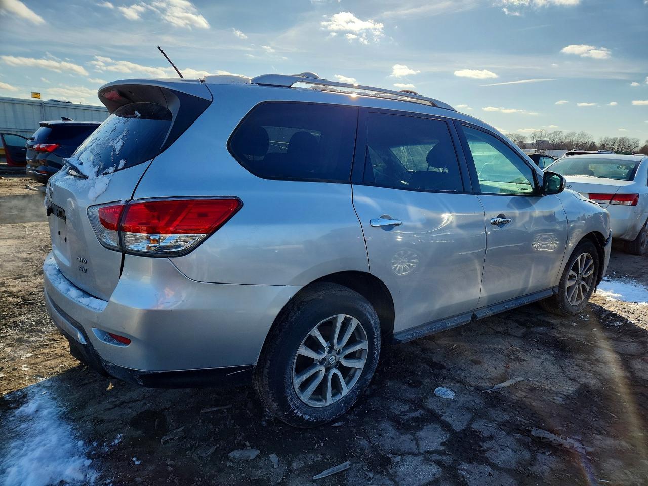 2013 NISSAN PATHFINDER S photo 3