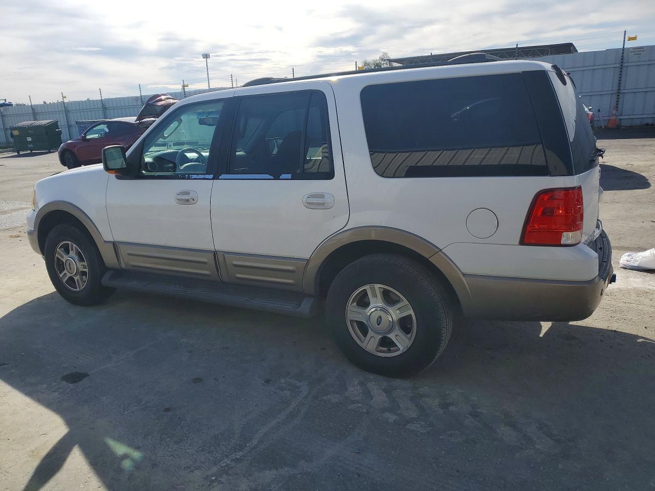 2003 FORD EXPEDITION photo 4