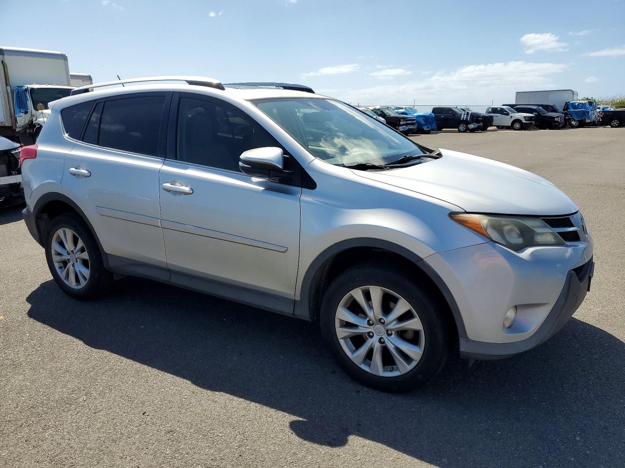2013 TOYOTA RAV4 LIMITED photo 4