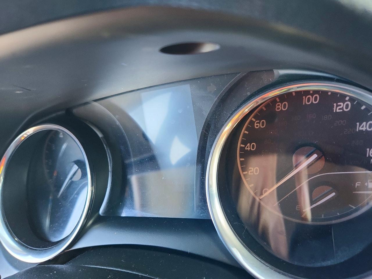 2019 TOYOTA CAMRY LE photo 9
