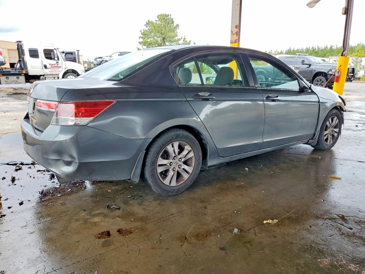 2012 HONDA ACCORD LXP photo 5