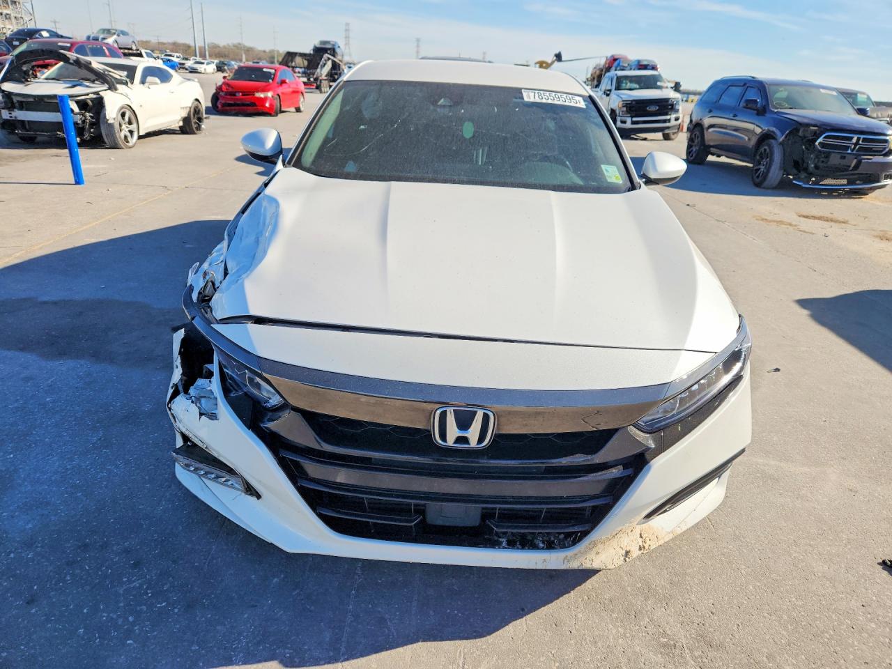 2018 HOND ACCORD photo 5
