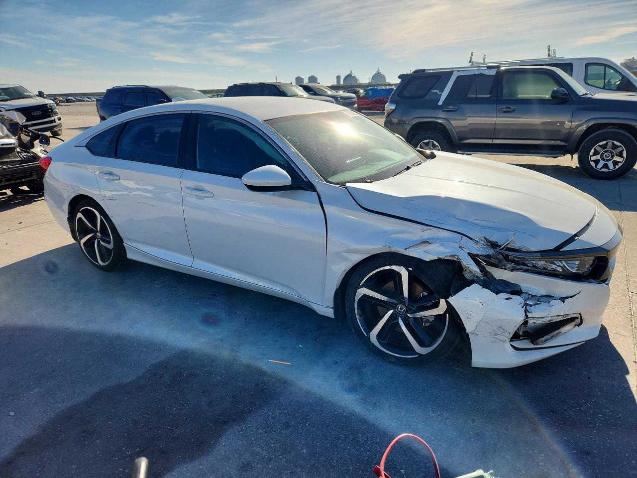 2018 HOND ACCORD photo 4