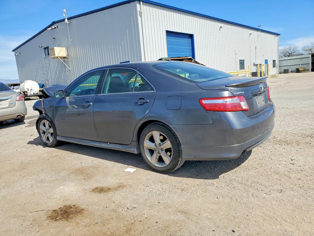 2010 TOYOTA CAMRY SE photo 2