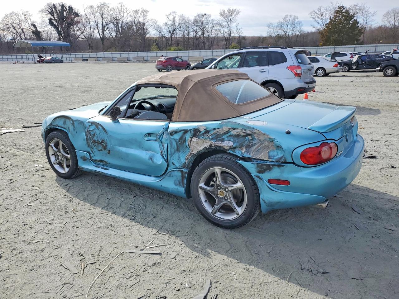 2002 MAZDA MX-5 MIATA BASE photo 2