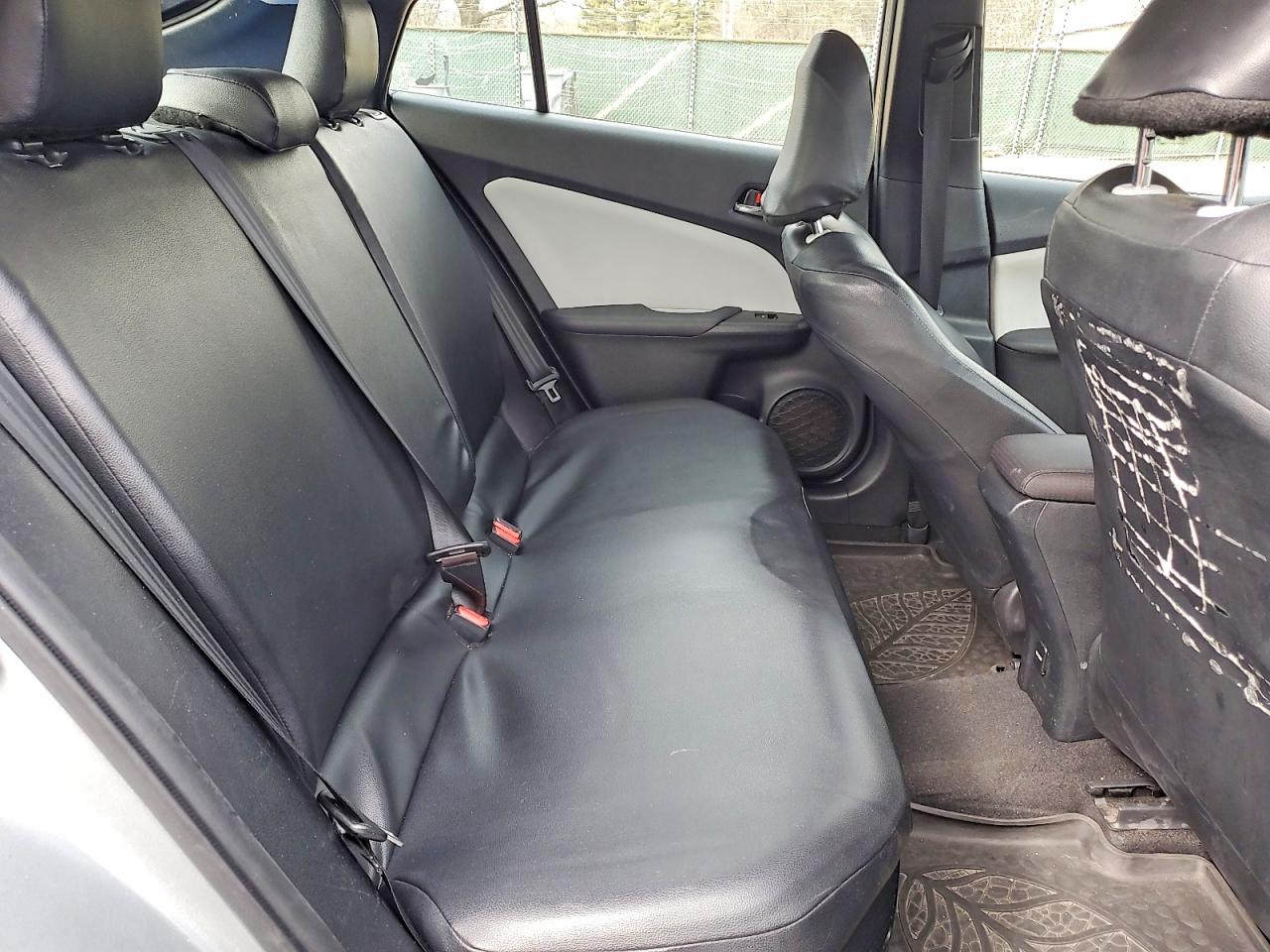 2017 TOYOTA PRIUS TWO photo 10