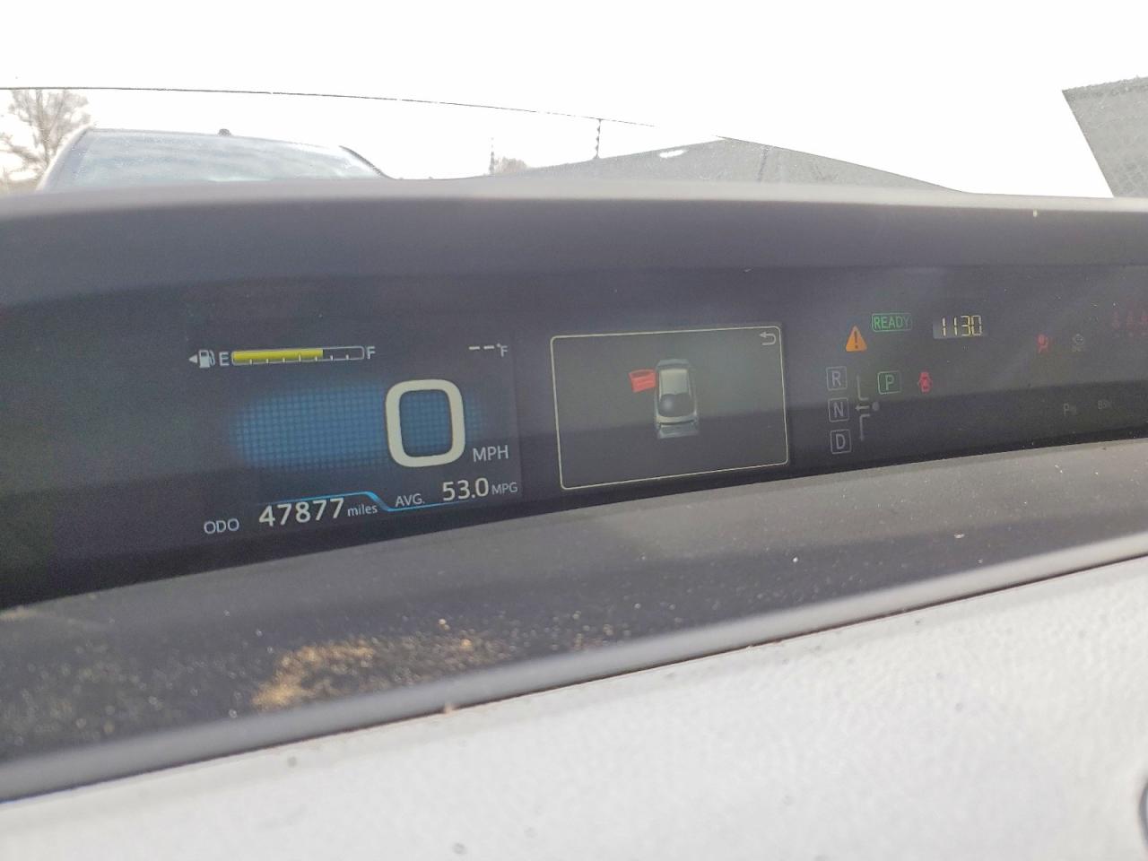 2017 TOYOTA PRIUS TWO photo 9