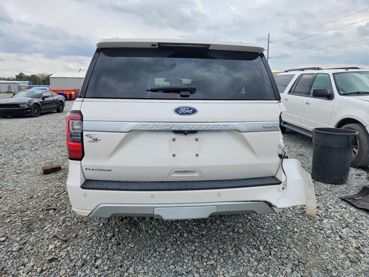 2018 FORD EXPEDITION MAX PLATINUM photo 11
