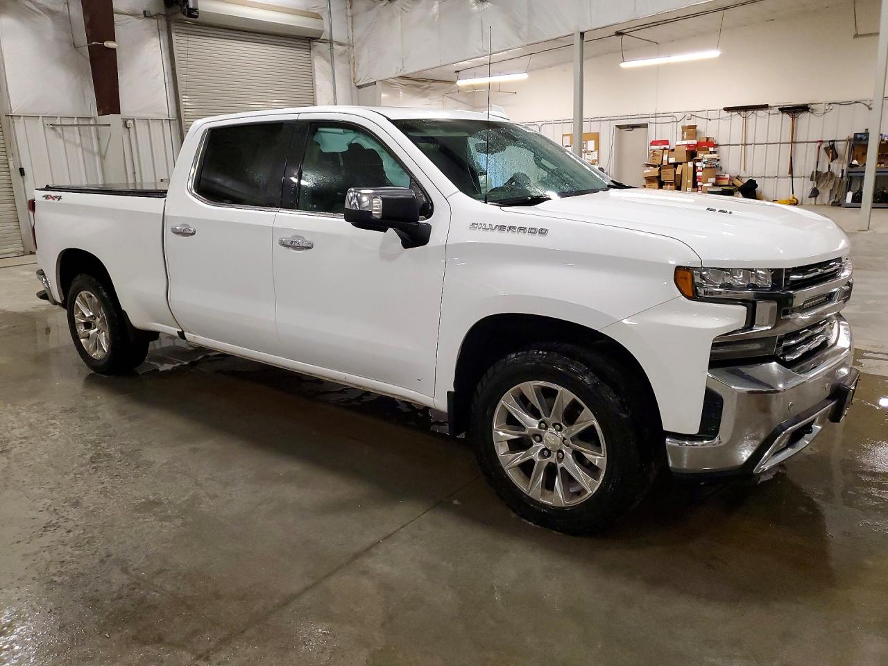 2019 CHEVROLET SILVERADO K1500 LTZ photo 4
