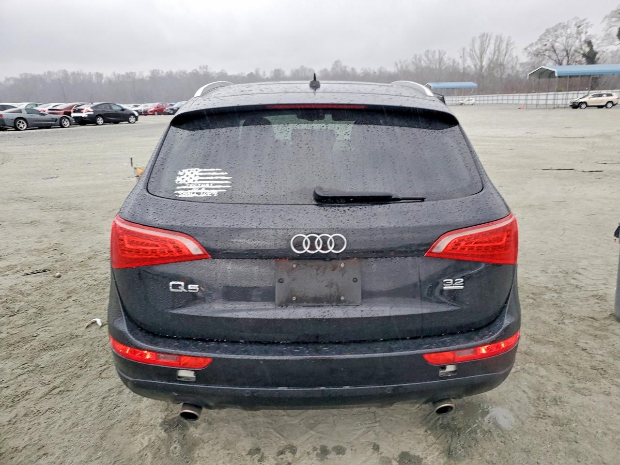 2010 AUDI Q5 PREMIUM PLUS photo 6