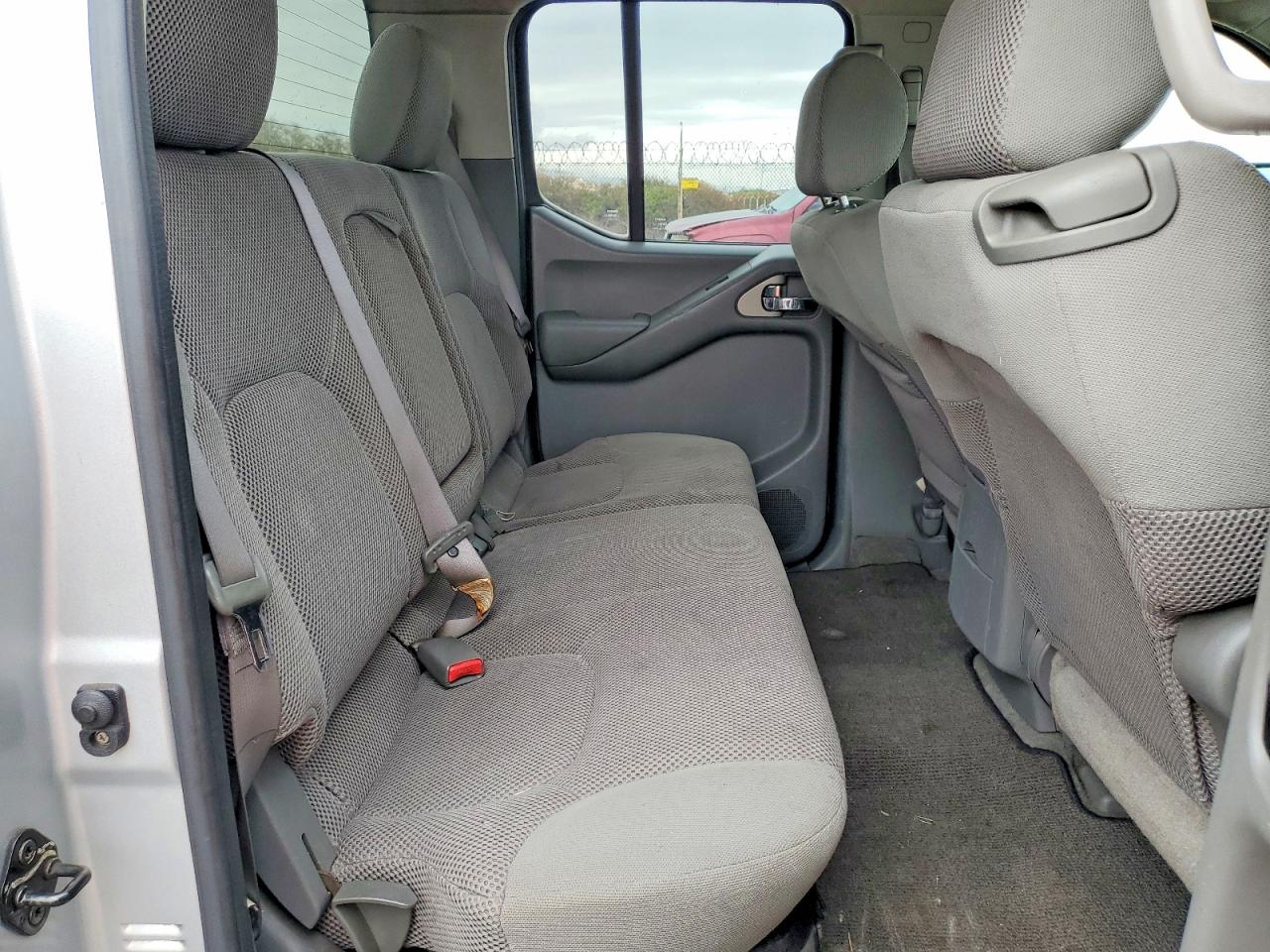 2006 NISSAN FRONTIER SE photo 19