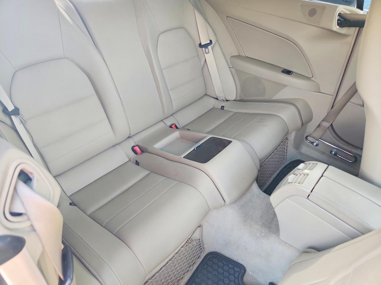 2010 MERCEDES-BENZ E 350 photo 19