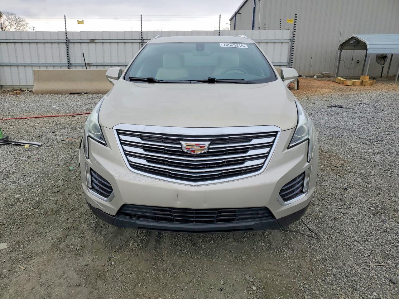 2017 CADILLAC XT5 photo 5