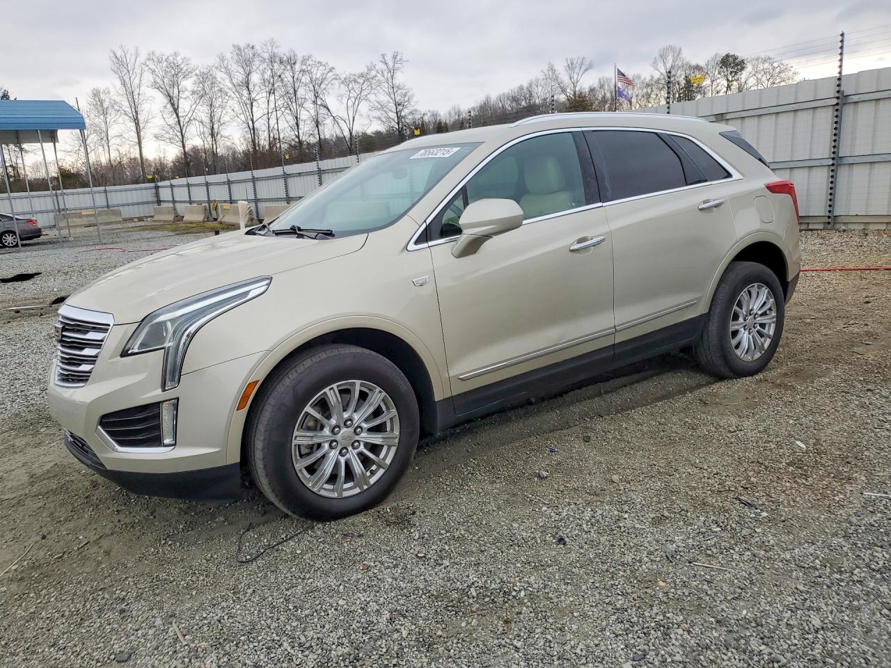 2017 CADILLAC XT5