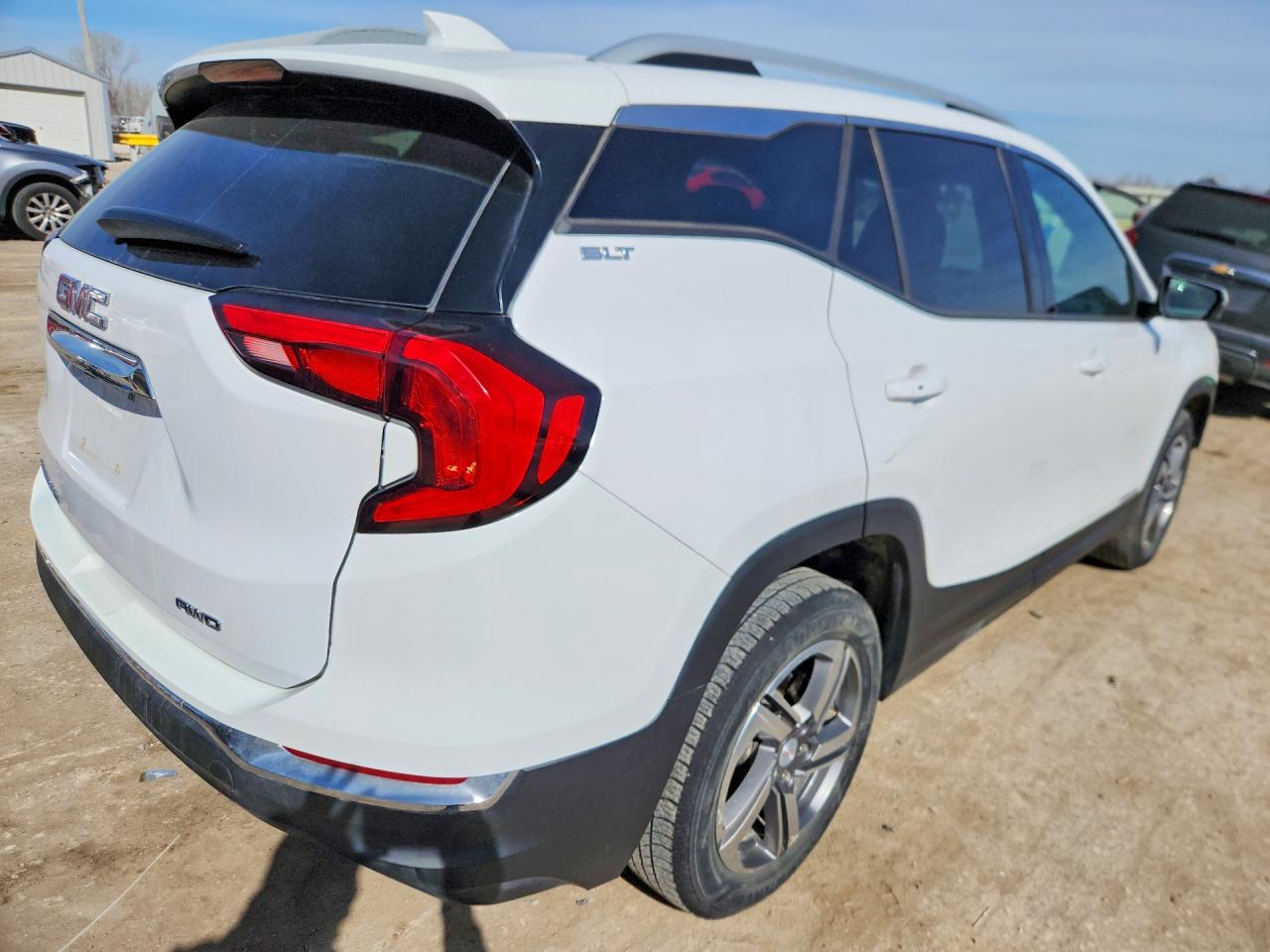 2019 GMC TERRAIN SLT photo 7
