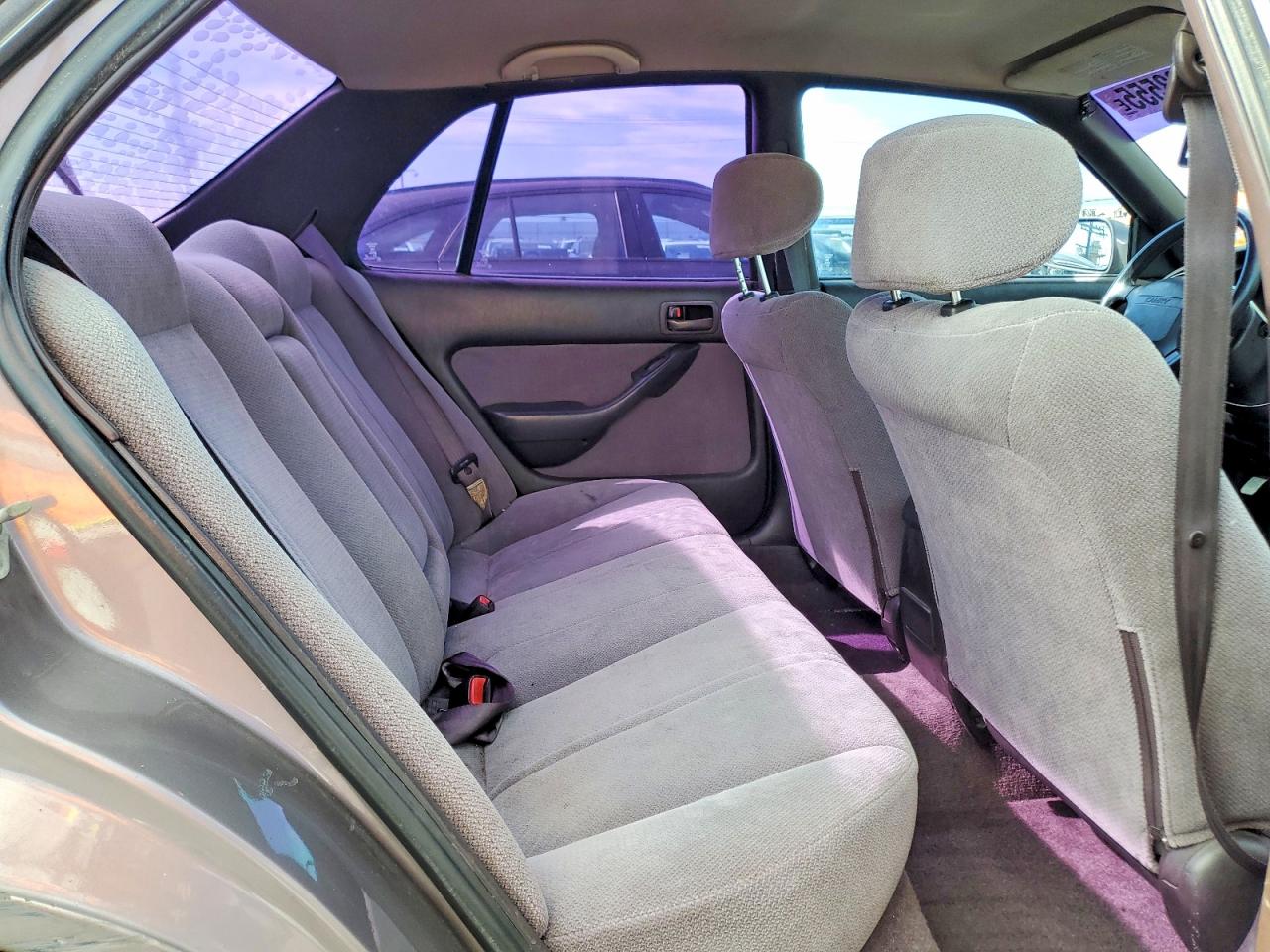 1995 TOYOTA CAMRY LE V6 photo 19
