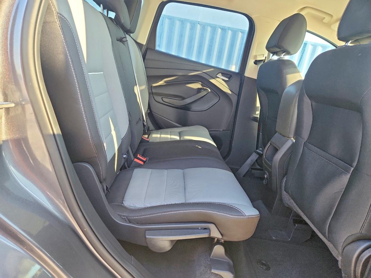 2014 FORD ESCAPE SE photo 31