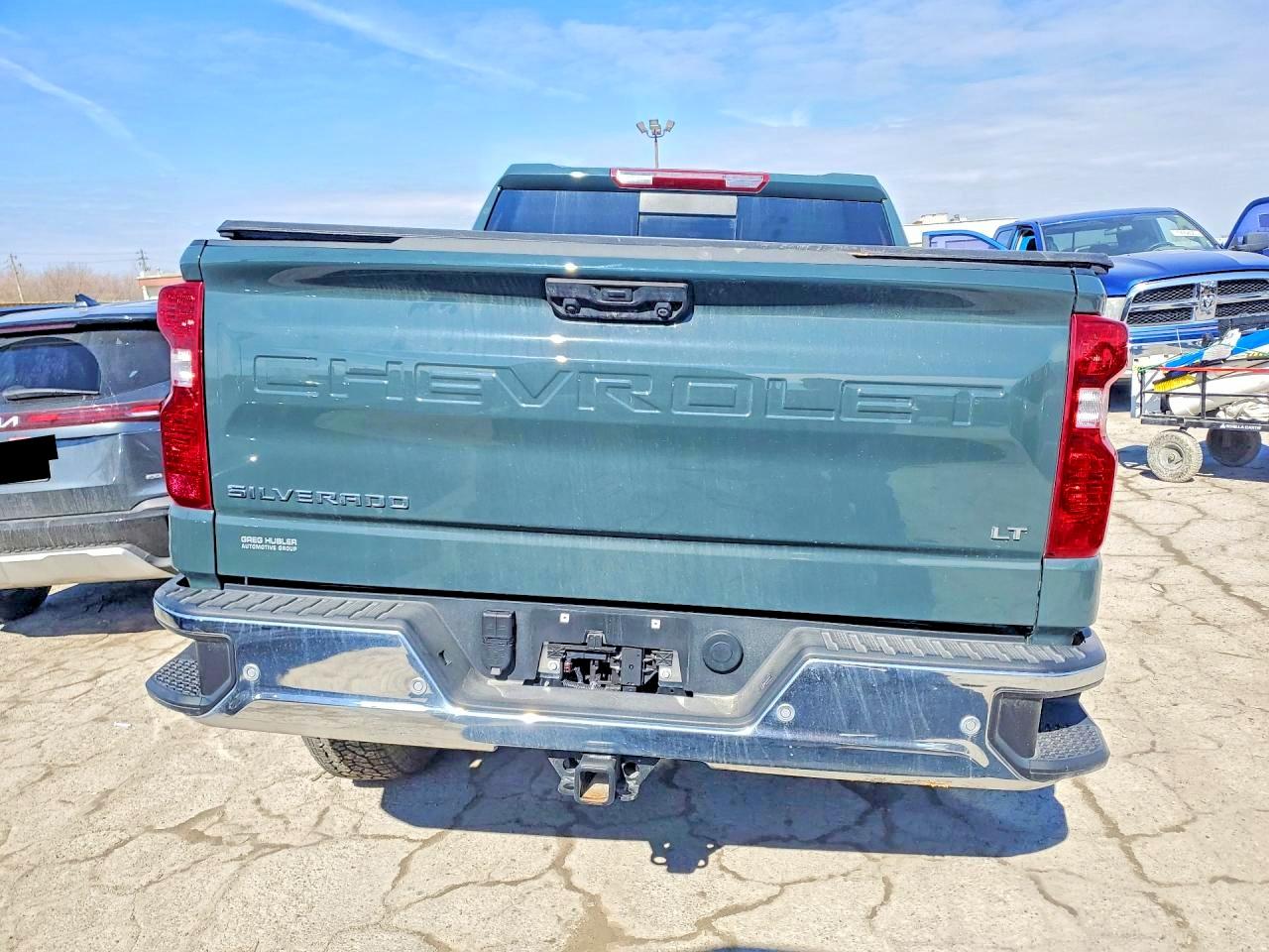 2025 CHEVROLET SILVERADO K1500 LT photo 6