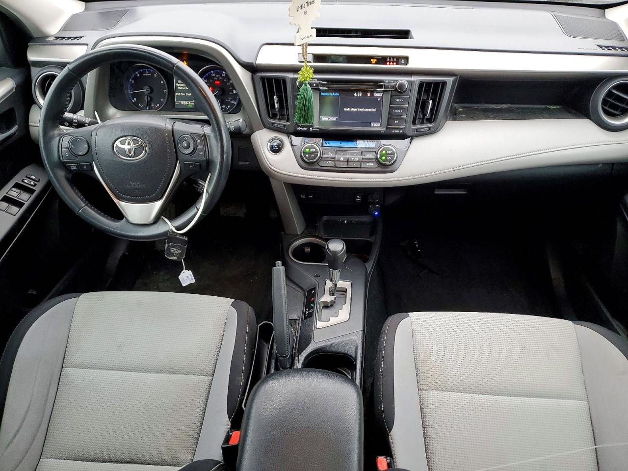 2018 TOYOTA RAV4 XLE photo 8