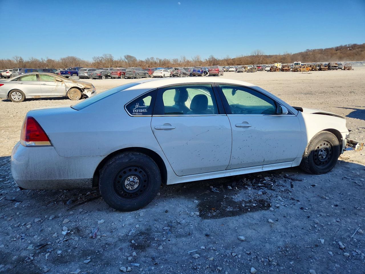 2011 CHEVROLET IMPALA POLICE photo 3