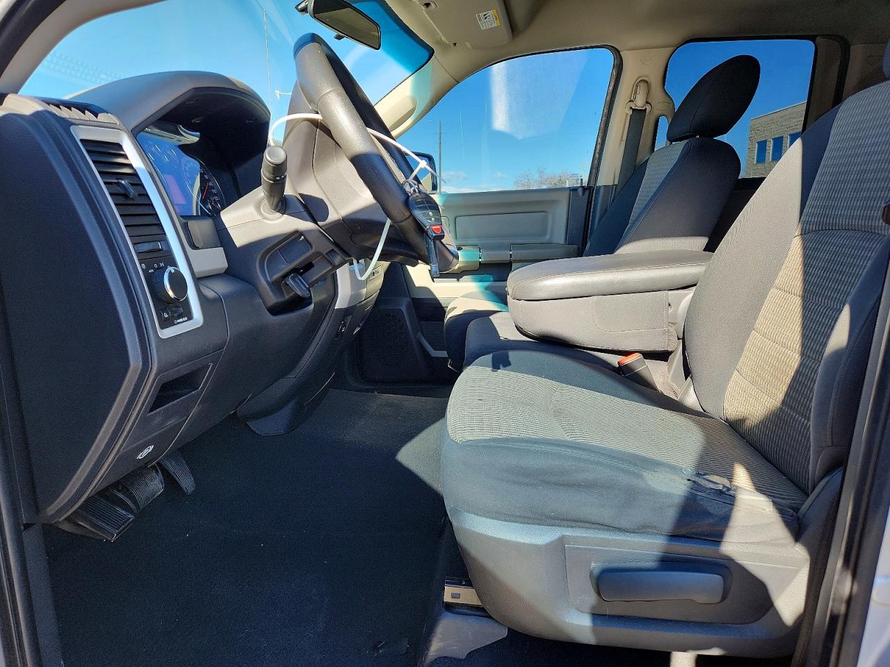 2011 DODGE RAM 1500 photo 7