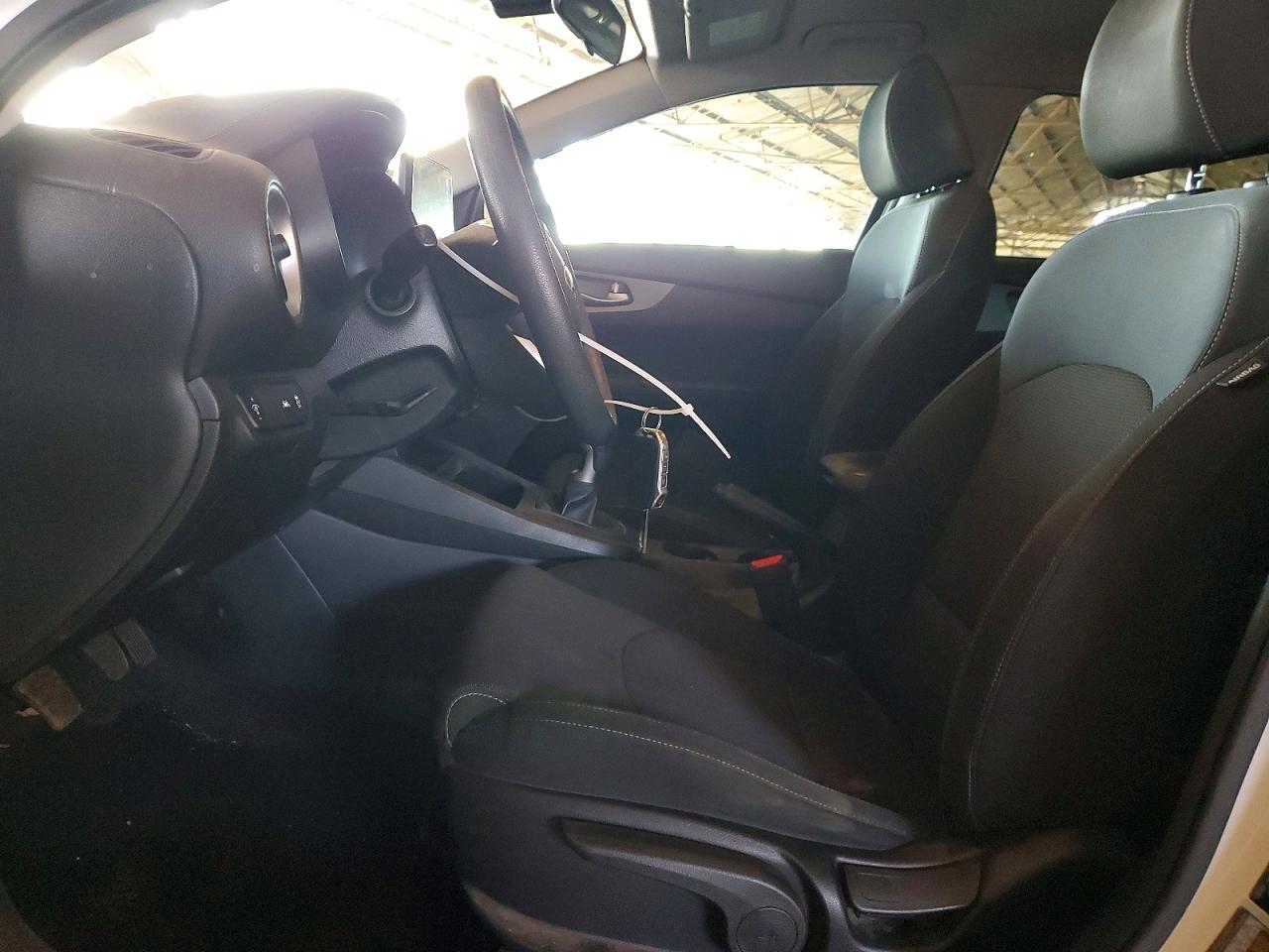 2021 KIA FORTE FE photo 7