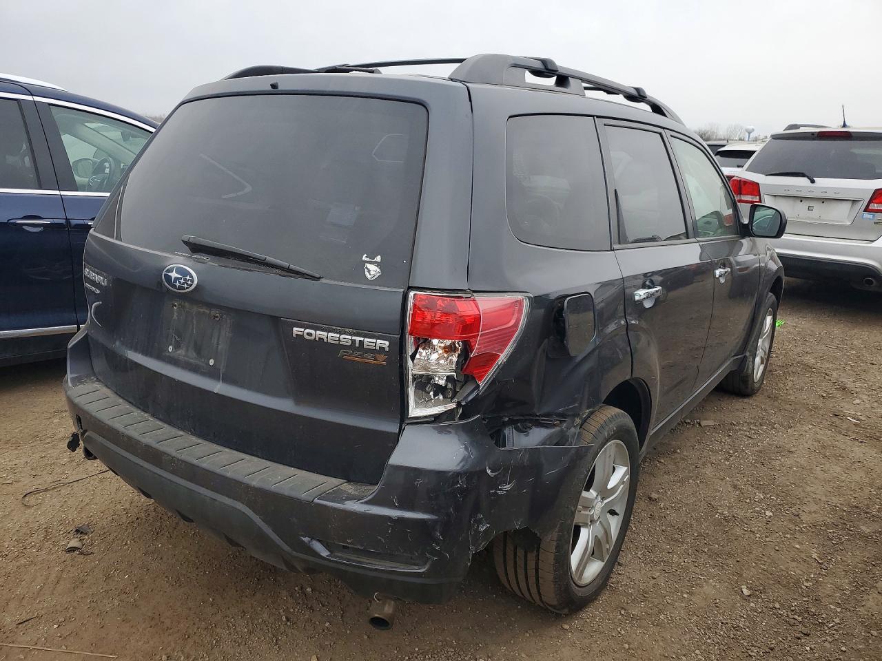 2010 SUBARU FORESTER 2.5X PREMIUM photo 3