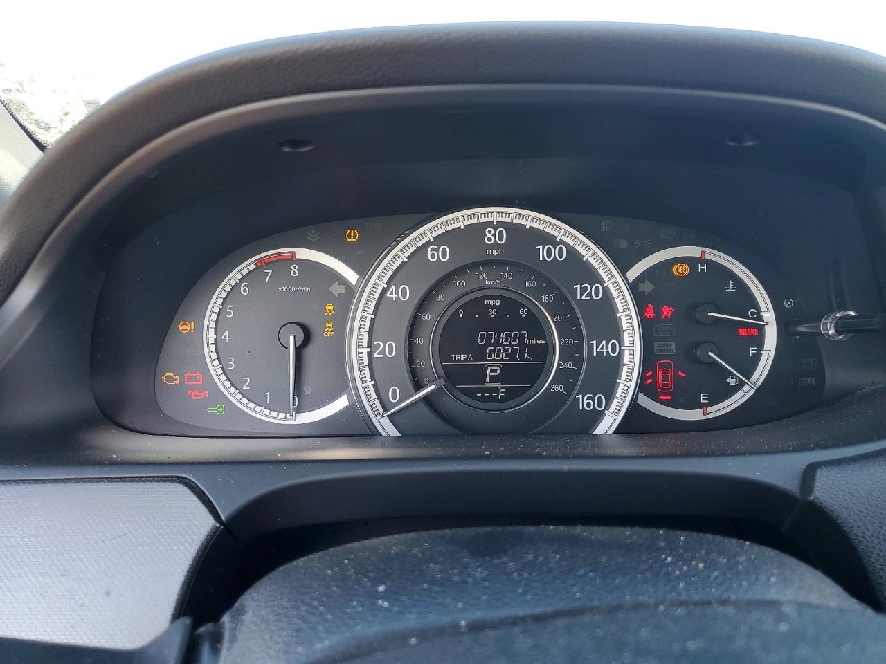 2014 HONDA ACCORD LX photo 17