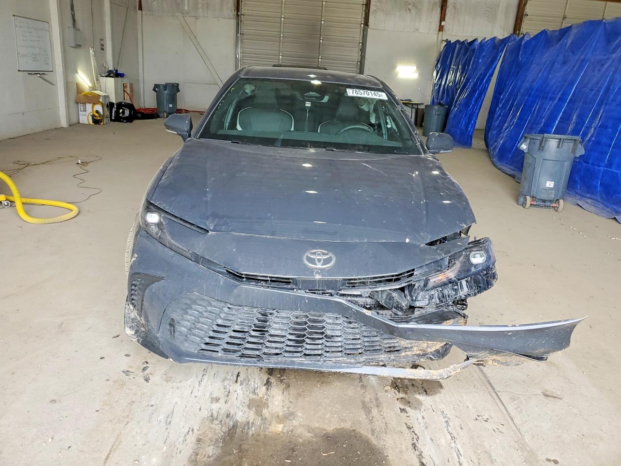 2025 TOYOTA CAMRY SE photo 9