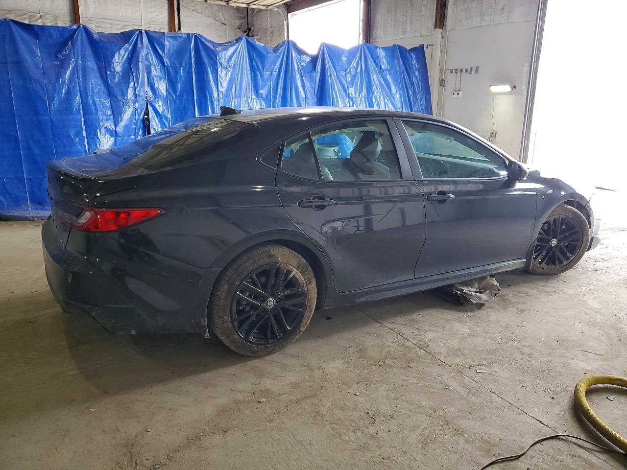 2025 TOYOTA CAMRY SE photo 5