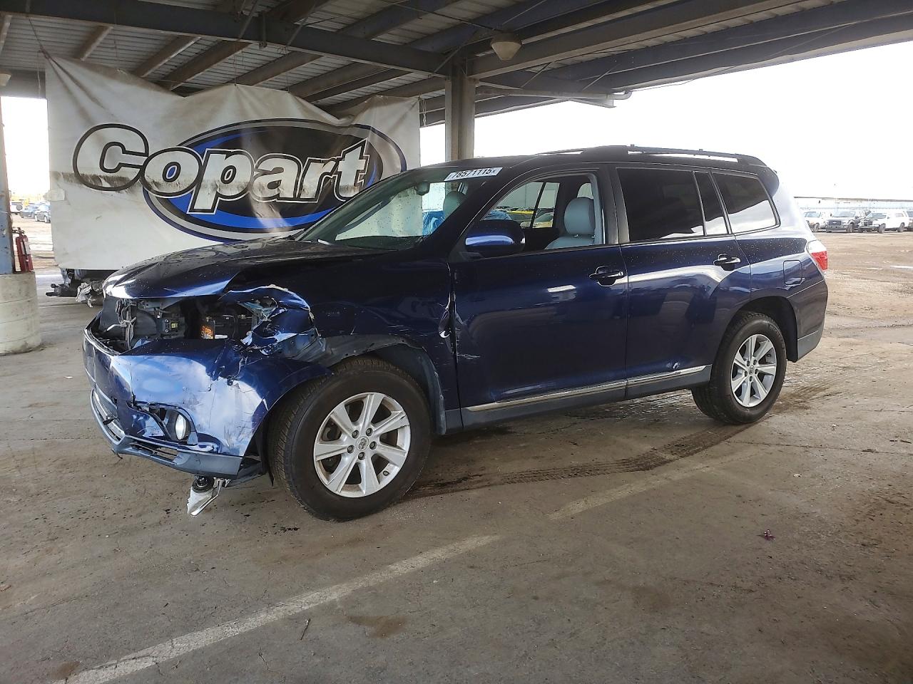 2013 TOYOTA HIGHLANDER