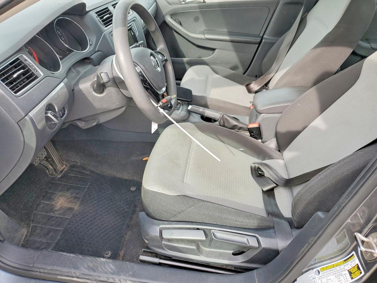 2017 VOLKSWAGEN JETTA S photo 7