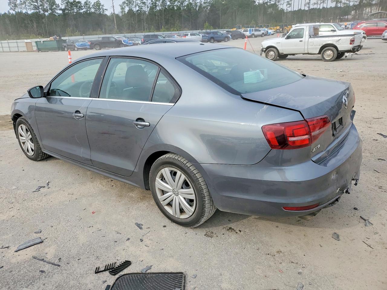 2017 VOLKSWAGEN JETTA S photo 2