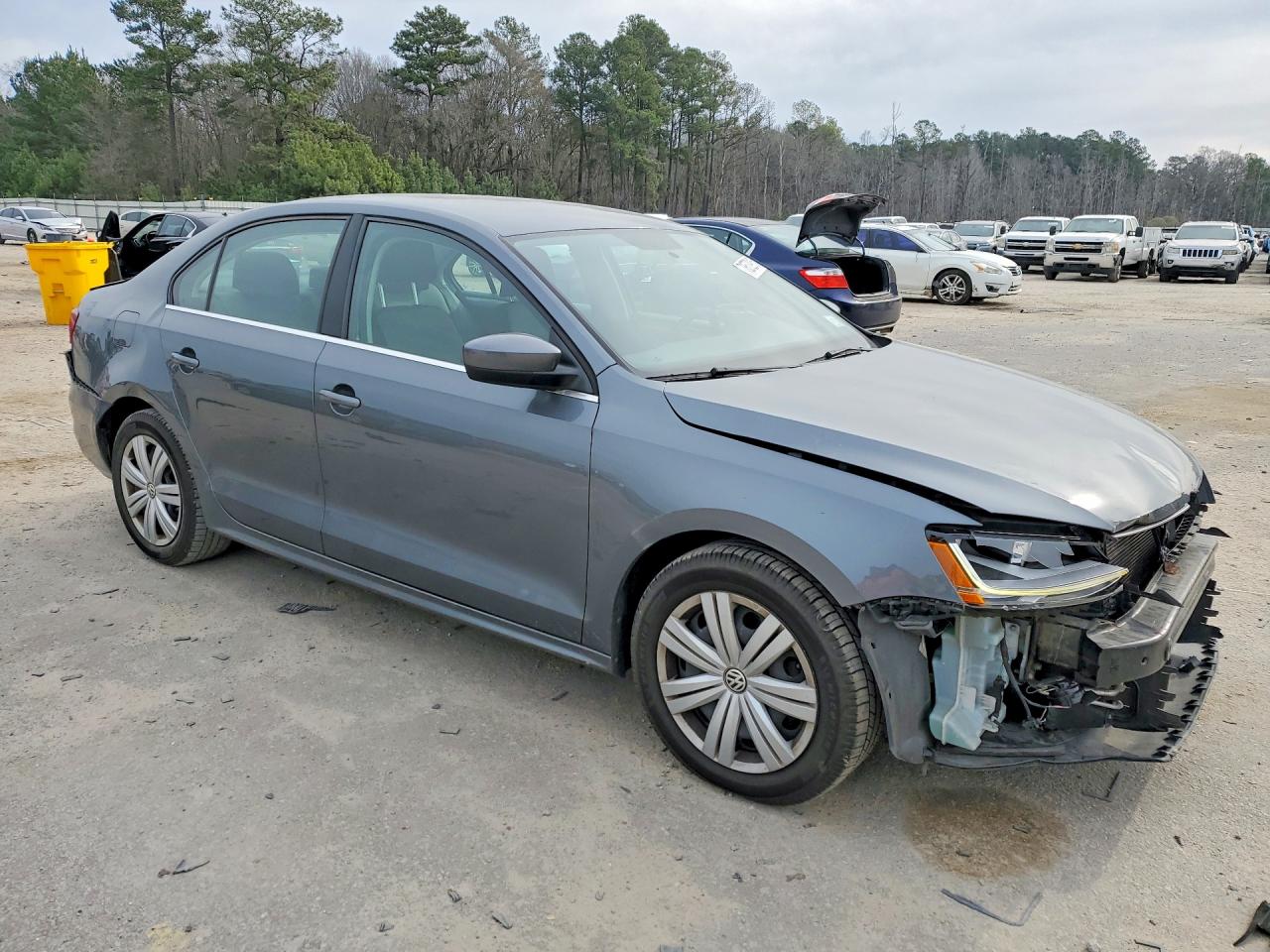 2017 VOLKSWAGEN JETTA S photo 4