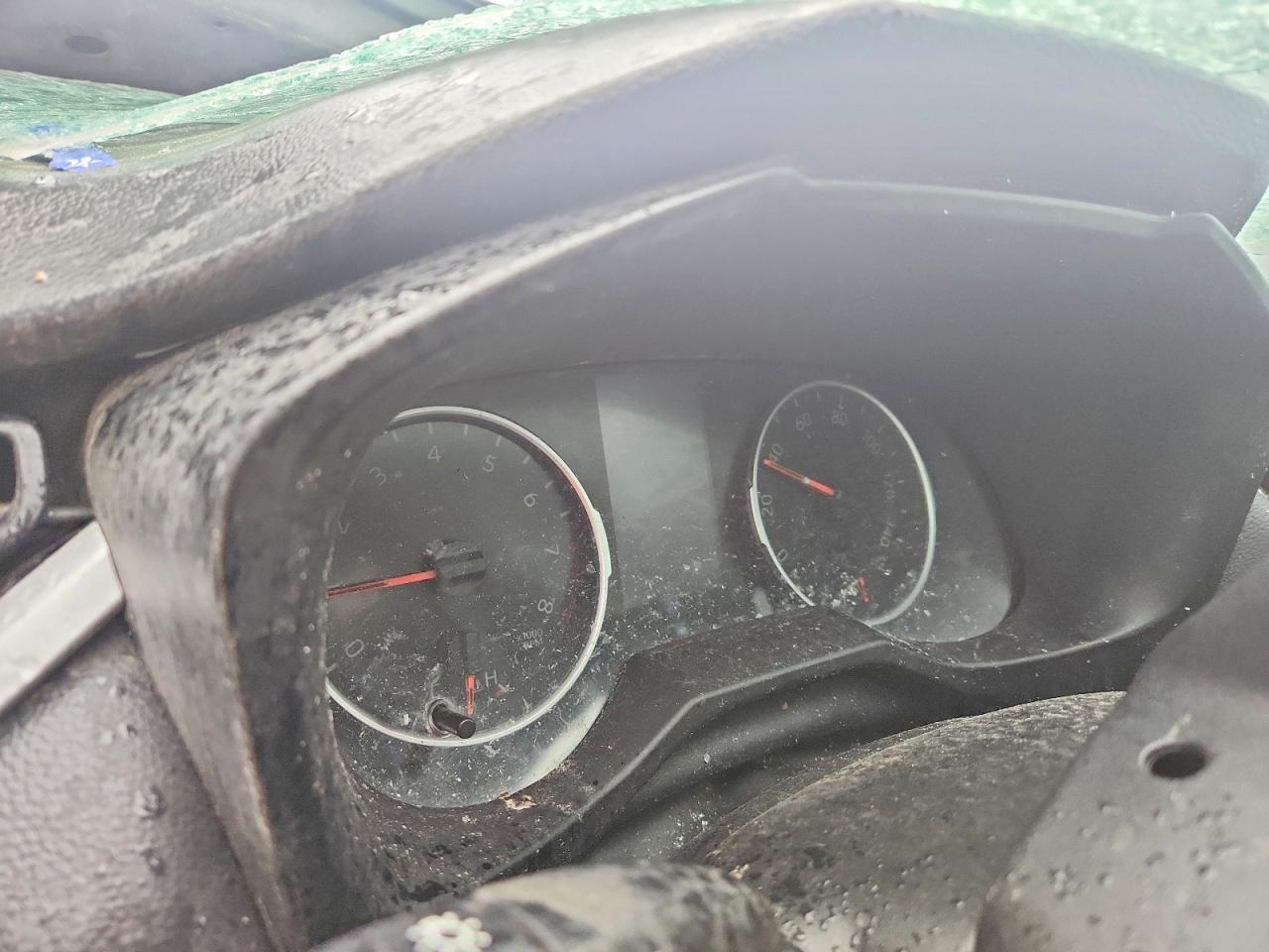2021 TOYOTA RAV4 LE photo 17