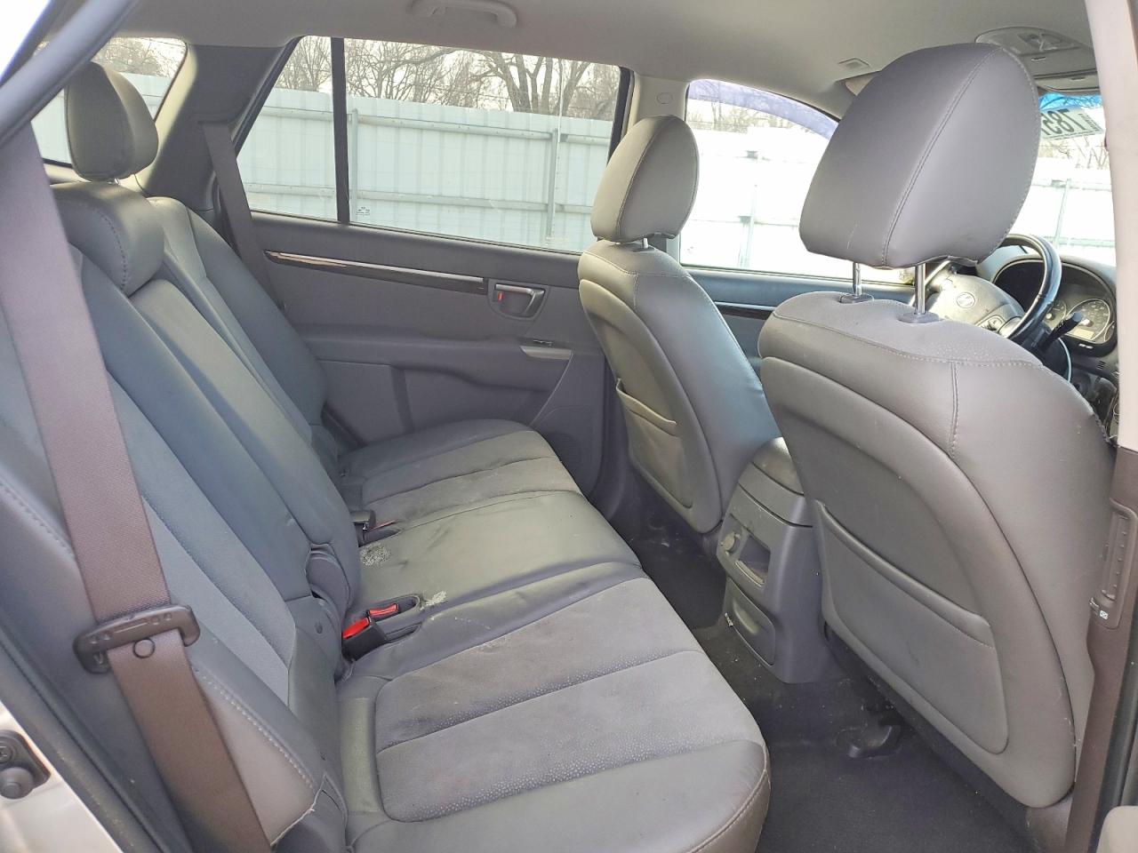 2011 HYUNDAI SANTA FE photo 31