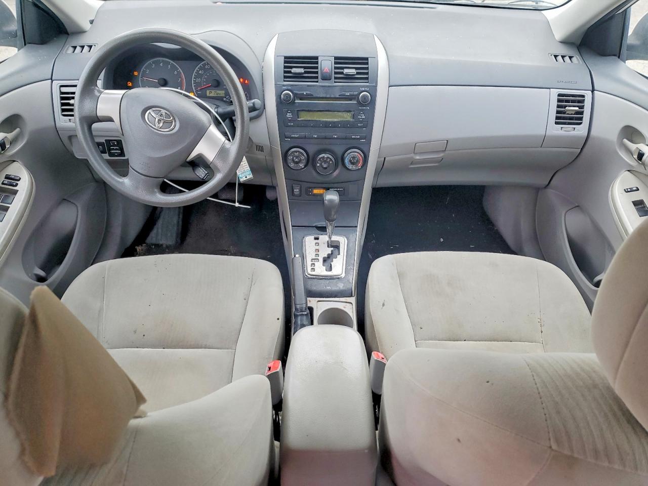 2010 TOYOTA COROLLA BASE photo 15