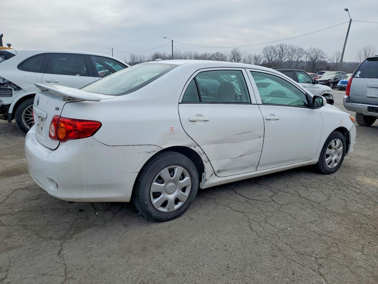 2010 TOYOTA COROLLA BASE photo 5