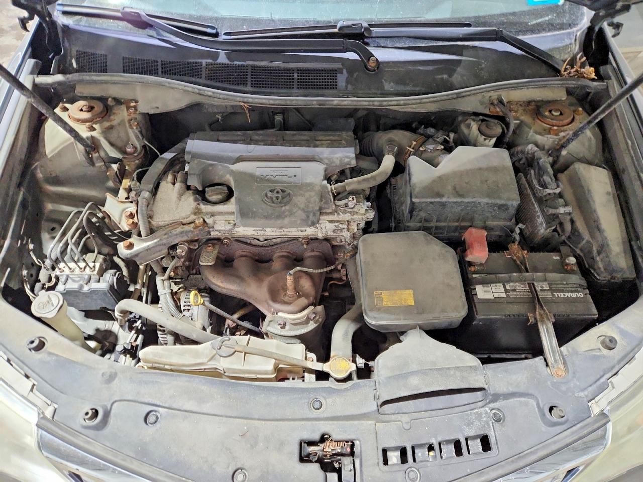 2014 TOYOTA CAMRY LE photo 11