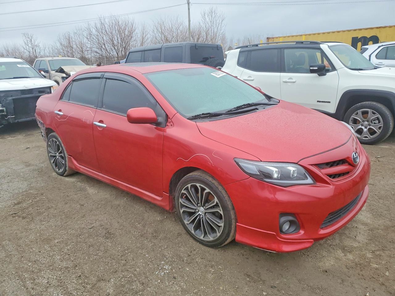 2013 TOYOTA COROLLA S photo 4